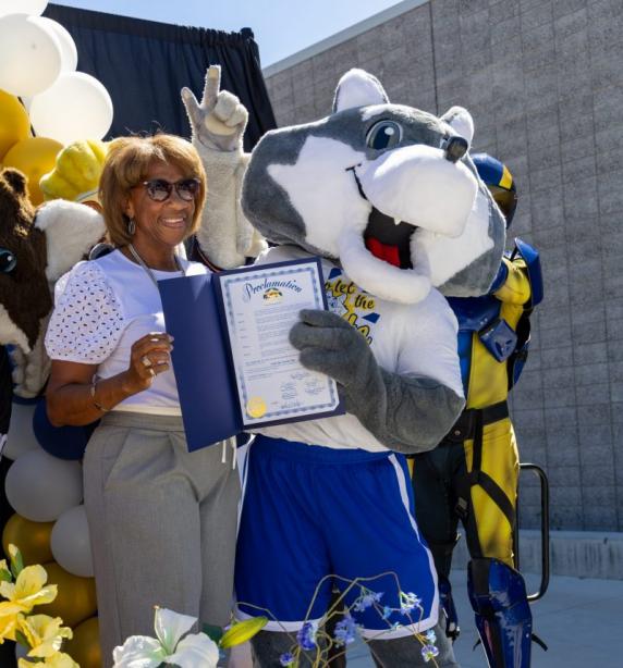 Cody_Coyote_Day_F25_krita-011104